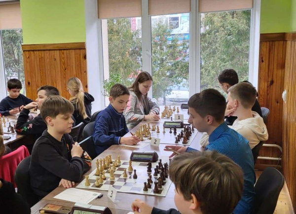 Юні нововолинці вибороли «срібло» та «бронзу» на обласному чемпіонаті з шахів | Новини Нововолинська