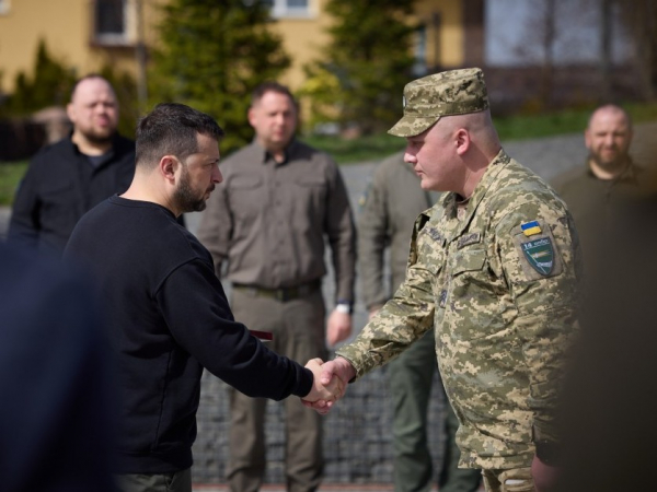 За звільнення Київщини президент вручив ордени військовим з 14 ОМБр, один з них з Нововолинська | Новини Нововолинська