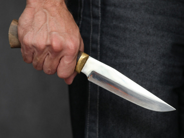 У Нововолинську 18-річний хлопець порізав ножем знайомого | Новини Нововолинська