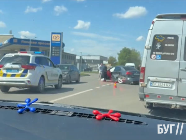 У Нововолинську на трасі сталася аварія | Новини Нововолинська