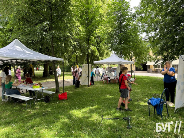 Фестиваль, велоквест та малюнки на люках: у Нововолинську відбулись заходи до Дня захисту дітей | Новини Нововолинська