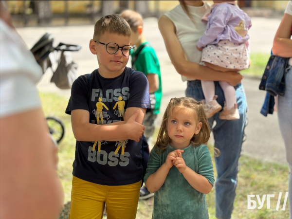 Фестиваль, велоквест та малюнки на люках: у Нововолинську відбулись заходи до Дня захисту дітей | Новини Нововолинська