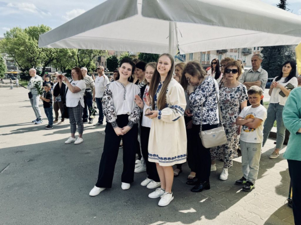 У Новововлинську відбулись благодійні заходи з нагоди дня Великодня | Новини Нововолинська