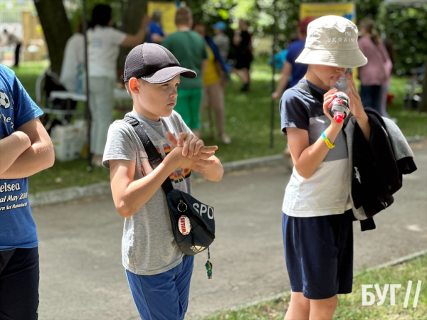 Фестиваль, велоквест та малюнки на люках: у Нововолинську відбулись заходи до Дня захисту дітей | Новини Нововолинська