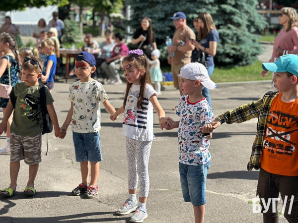 У Нововолинську відзначили День захисту дітей: фоторепортаж | Новини Нововолинська