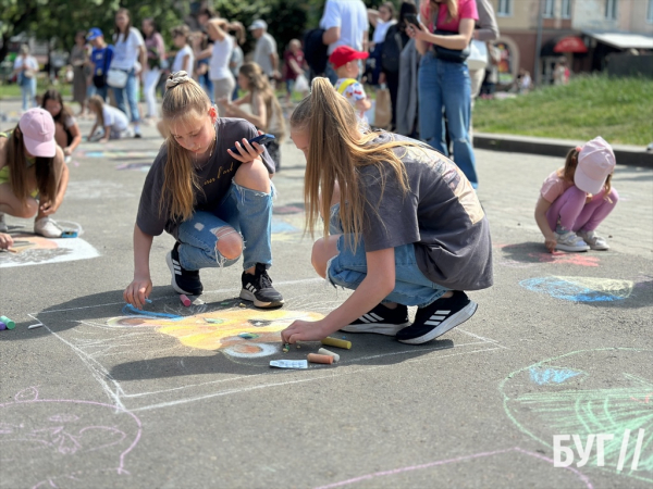 У Нововолинську відзначили День захисту дітей: фоторепортаж | Новини Нововолинська