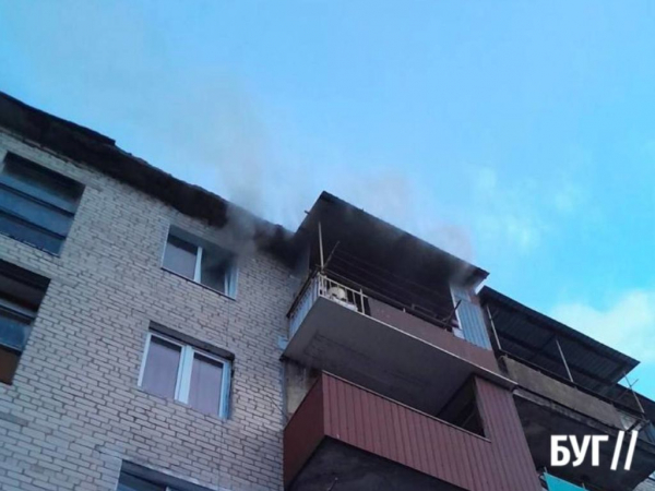 У Нововолинську горить квартира в п'ятиповерховому будинку | Новини Нововолинська