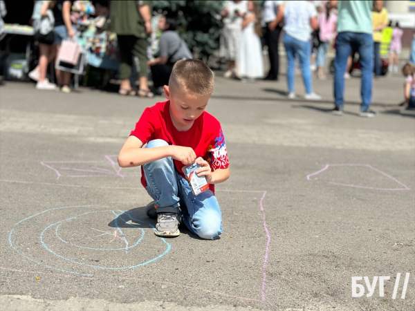 У Нововолинську відзначили День захисту дітей: фоторепортаж | Новини Нововолинська