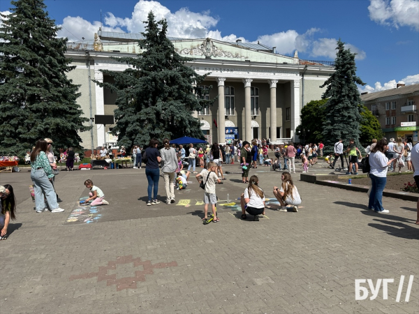 У Нововолинську відзначили День захисту дітей: фоторепортаж | Новини Нововолинська