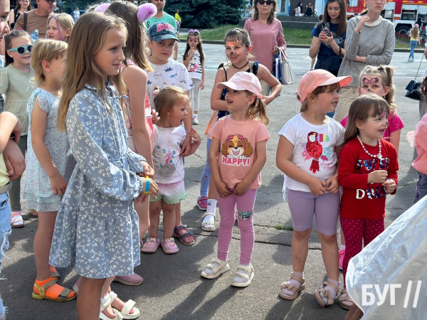 У Нововолинську відзначили День захисту дітей: фоторепортаж | Новини Нововолинська