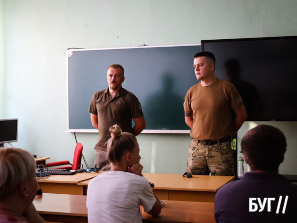 У Нововолинську відбулась зустріч з представниками батальйону «Любарт» бригади АЗОВ | Новини Нововолинська