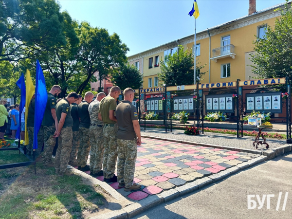 День пам’яті захисників України: у Нововолинську вшанували загиблих Героїв | Новини Нововолинська