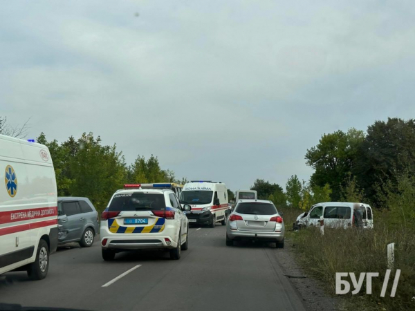 Поблизу Нововолинська трапилась ДТП: є потерпілі | Новини Нововолинська