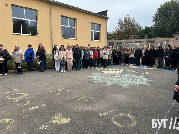 У Нововолинську в трьох ліцеях встановили меморіальні дошки загиблим Героям | Новини Нововолинська