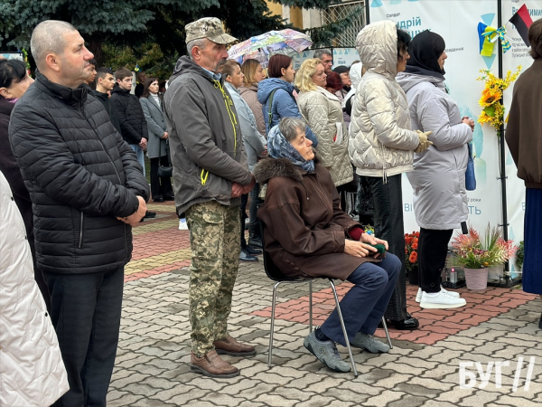 У Нововолинську відслужили панахиду за загиблими Героями | Новини Нововолинська