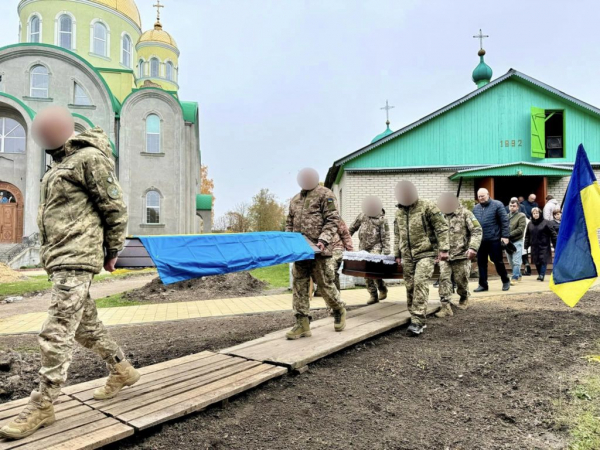 Поховали Героя: у Нововолинській громаді провели в останню путь захисника Василя Миронюка | Новини Нововолинська