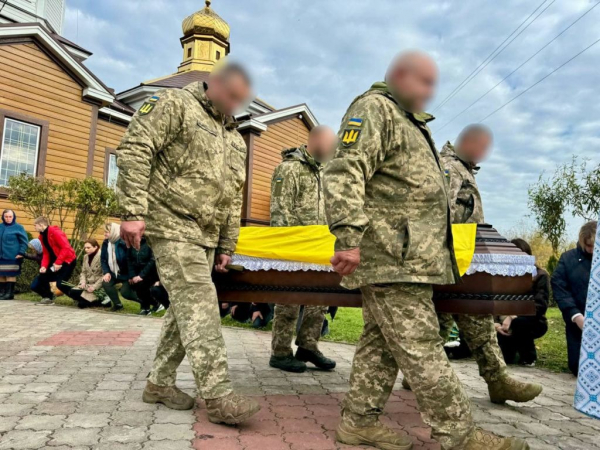 Жителі Нововолинської громади віддали останню шану двом полеглим Героям | Новини Нововолинська