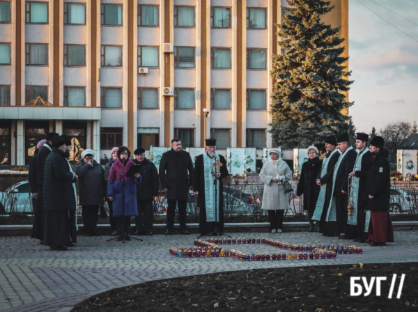 «Запали свічку пам’яті»: в Нововолинську вшанували пам'ять жертв Голодомору | Новини Нововолинська