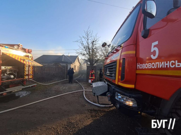 На одній з вулиць Нововолинська горів гараж | Новини Нововолинська