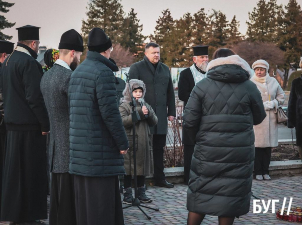 «Запали свічку пам’яті»: в Нововолинську вшанували пам'ять жертв Голодомору | Новини Нововолинська