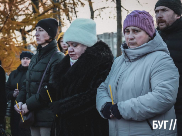 «Запали свічку пам’яті»: в Нововолинську вшанували пам'ять жертв Голодомору | Новини Нововолинська