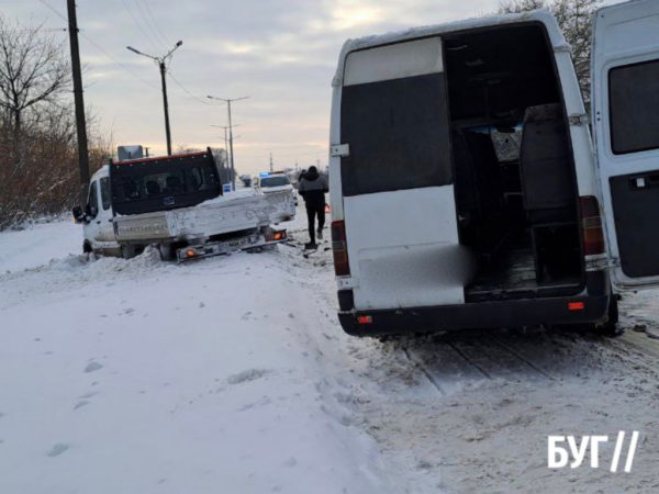 [ОНОВЛЕНО] Рейсовий автобус у Нововолинську потрапив в ДТП: є постраждалі | Новини Нововолинська