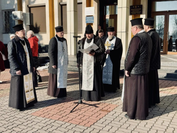 У Нововолинську вшанували пам’ять Захисників Донецького аеропорту | Новини Нововолинська