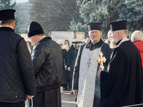 У Нововолинську вшанували пам’ять Захисників Донецького аеропорту | Новини Нововолинська