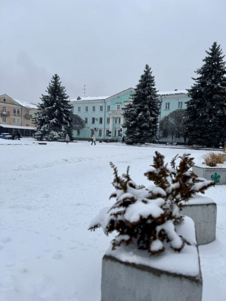 Фото дня: у Нововолинськ завітала справжня зима | Новини Нововолинська