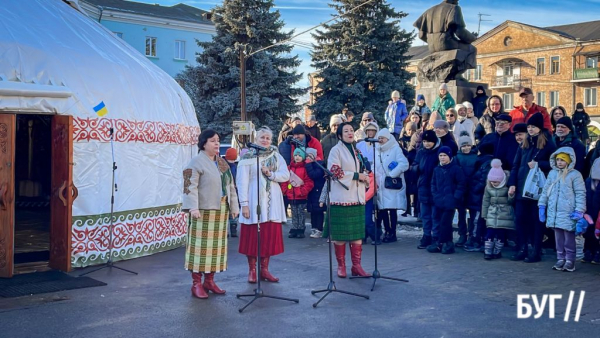 Знайомство з культурою Казахстану: у Нововолинську презентували «Юрту Незламності» | Новини Нововолинська