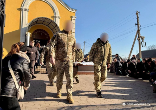 У Нововолинську попрощалися із Героєм Віталієм Кириченком | Новини Нововолинська