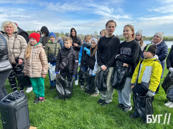 У Нововолинську на території озера відбулась толока | Новини Нововолинська