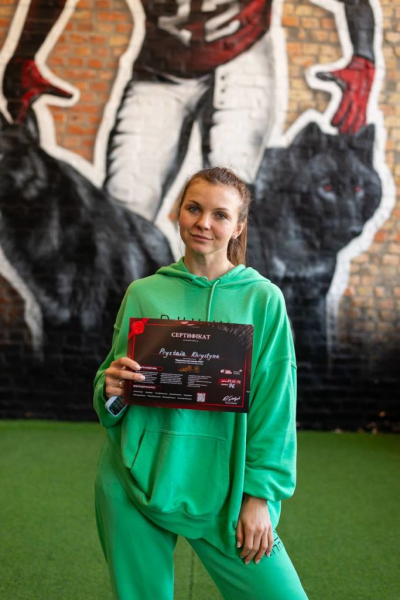 Красуня БУГу: спортивна та любляча мама двох діток Христина Пристая з Нововолинська | Новини Нововолинська