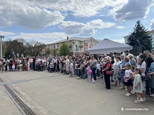 «Великдень: традиції оживають»: у Нововолинську відбувся благодійний захід | Новини Нововолинська «Великдень: традиції оживають»: у Нововолинську відбувся благодійний захід | Новини Нововолинська