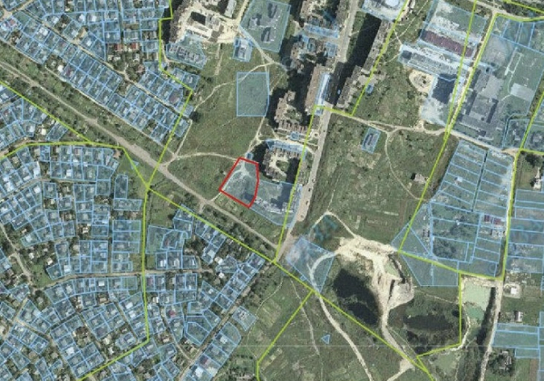 У Нововолинську виставили на продаж комунальну ділянку на 5 мікрорайоні | Новини Нововолинська