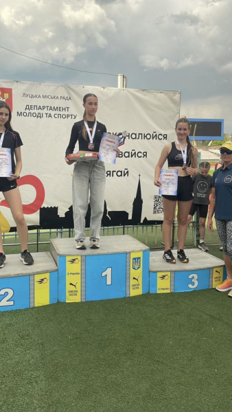 Легкоатлети з Нововолинська здобули перемоги на чемпіонаті у Луцьку | Новини Нововолинська