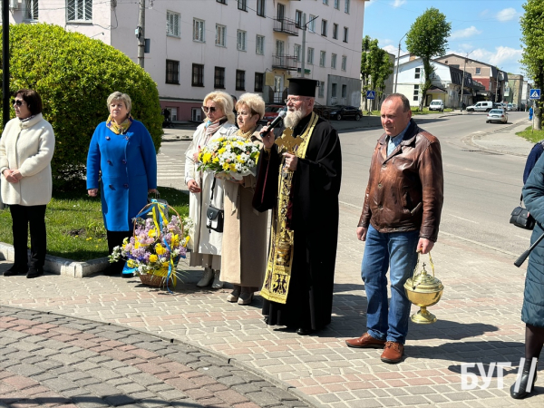 38 річниця аварії на ЧАЕС: у Нововолинську вшанували роковини трагедії | Новини Нововолинська