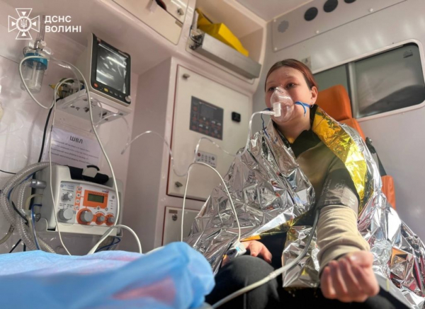 У центрі професійної освіти Нововолинська «виникла пожежа»: рятувальники провели навчання | Новини Нововолинська У центрі професійної освіти Нововолинська «виникла пожежа»: рятувальники провели навчання | Новини Нововолинська