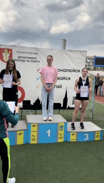 Легкоатлети з Нововолинська здобули перемоги на чемпіонаті у Луцьку | Новини Нововолинська