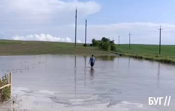 Після зливи затопило подвір’я приватних будинків у Поромівській громаді | Новини Нововолинська Після зливи затопило подвір’я приватних будинків у Поромівській громаді | Новини Нововолинська