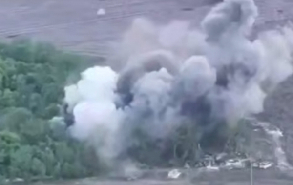 ЗСУ вдарили GBU-39 по укріпрайону з особовим складом - 05 травня 2025 :: Донеччина ЗСУ вдарили GBU-39 по укріпрайону з особовим складом - 05 травня 2025 :: Донеччина