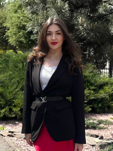 Красуня БУГу: творча майстриня у сфері краси Діана Силка з Нововолинська | Новини Нововолинська