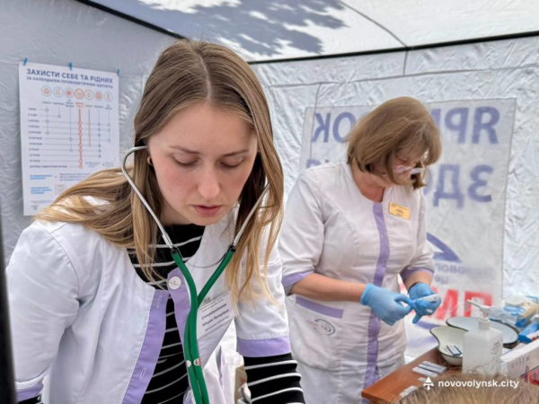 Обстежили майже 200 людей: у Нововолинську відбувся захід «Містечко здоров’я» | Новини Нововолинська