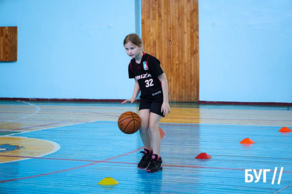 Гравці БК «Старий Луцьк» провели навчання для юних баскетболістів Нововолинської громади | Новини Нововолинська Гравці БК «Старий Луцьк» провели навчання для юних баскетболістів Нововолинської громади | Новини Нововолинська