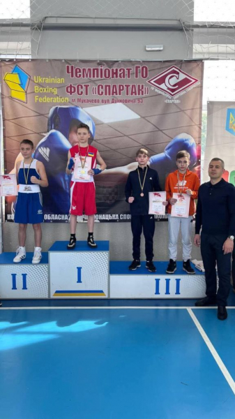 Юні спортсмени з Нововолинської громади стали призерами на чемпіонаті з боксу | Новини Нововолинська