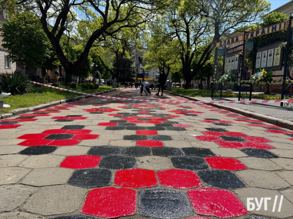У Нововолинську оновили «вишивану алею» | Новини Нововолинська