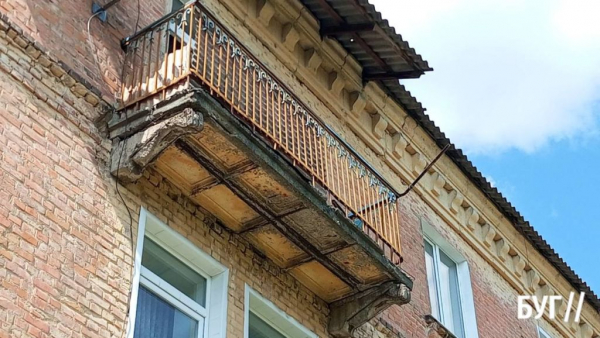 Аварійні балкони у Благодатному: хто платитиме за ремонт | Новини Нововолинська