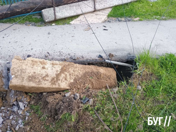 У Нововолинську нетверезий водій ВАЗа врізався в електроопору | Новини Нововолинська