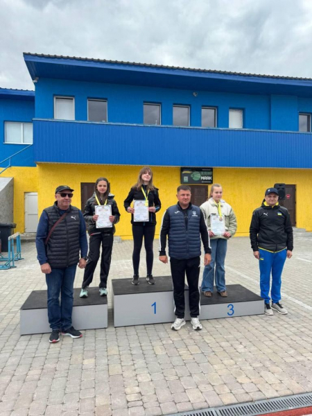 Юні легкоатлети з Нововолинська вибороли командне «золото» на чемпіонаті Волині | Новини Нововолинська