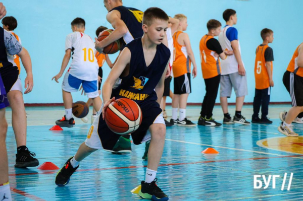 Гравці БК «Старий Луцьк» провели навчання для юних баскетболістів Нововолинської громади | Новини Нововолинська Гравці БК «Старий Луцьк» провели навчання для юних баскетболістів Нововолинської громади | Новини Нововолинська